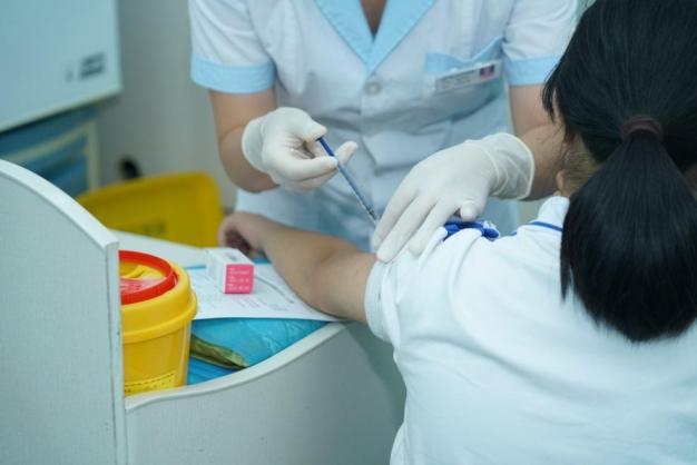 公益行动走进贵州雷山县，为适龄女生接种HPV疫苗