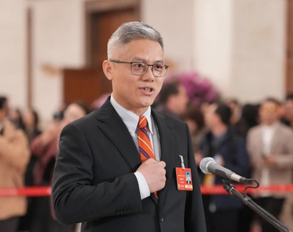 两位院长首次走上代表通道，给自己打多少分？