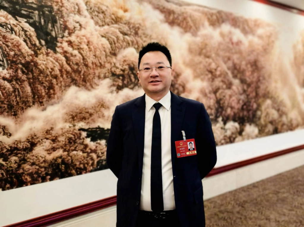 焦祺森代表：借助低空经济促进中医药创新发展