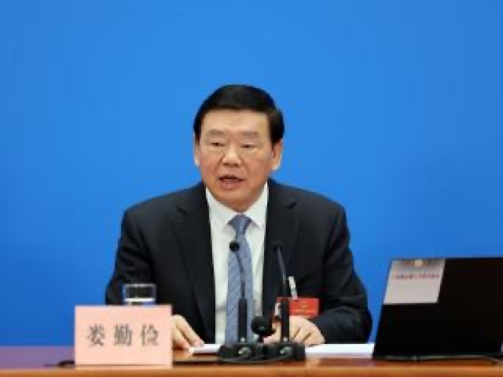 今年我国将制定医疗保障法、托育服务法