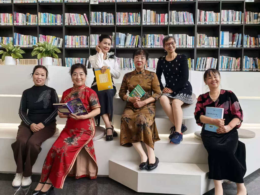 从“空虚养老”到“快乐享老”,退休俱乐部流行